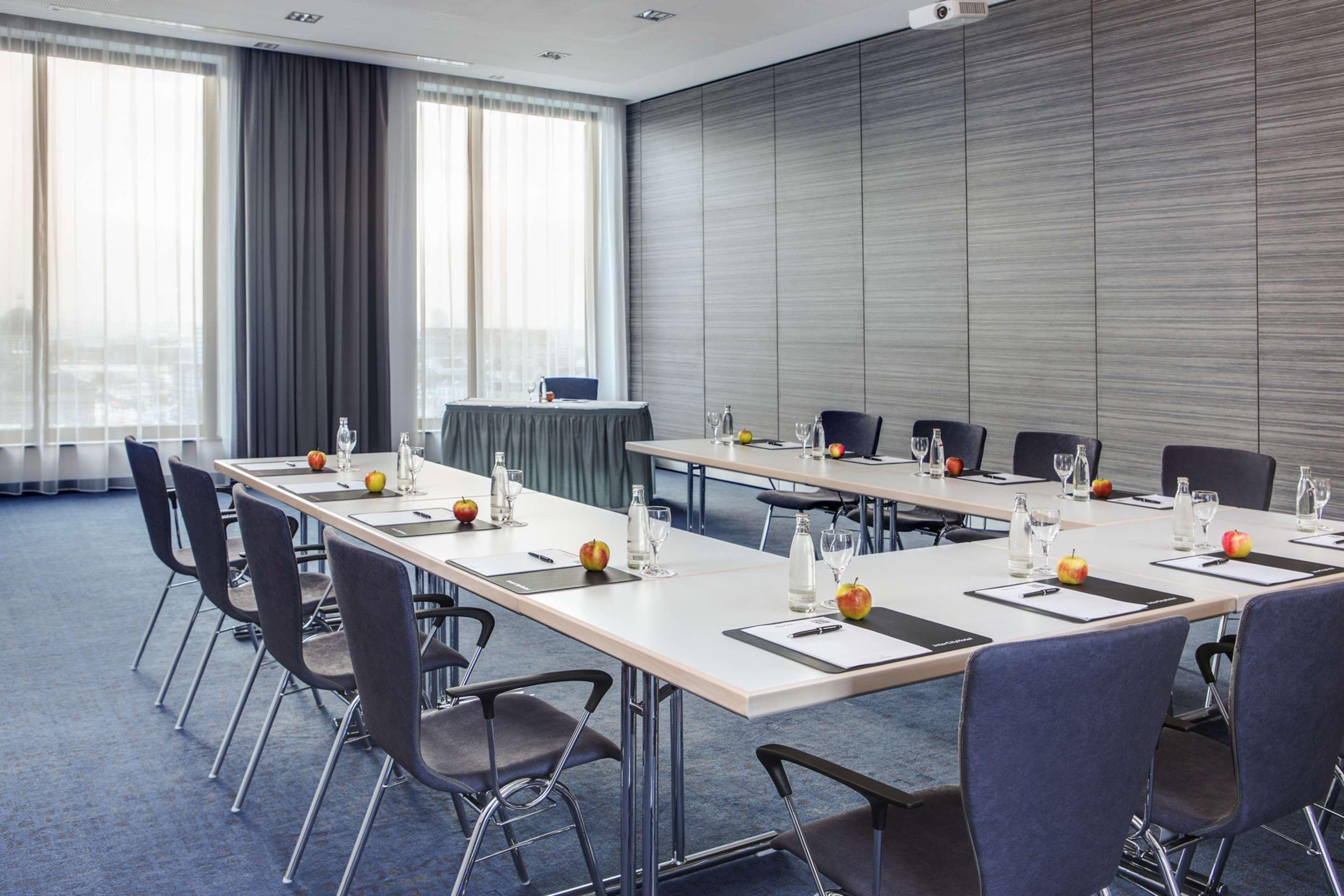 Intercityhotel Hamburg Dammtor-Messe Luaran gambar