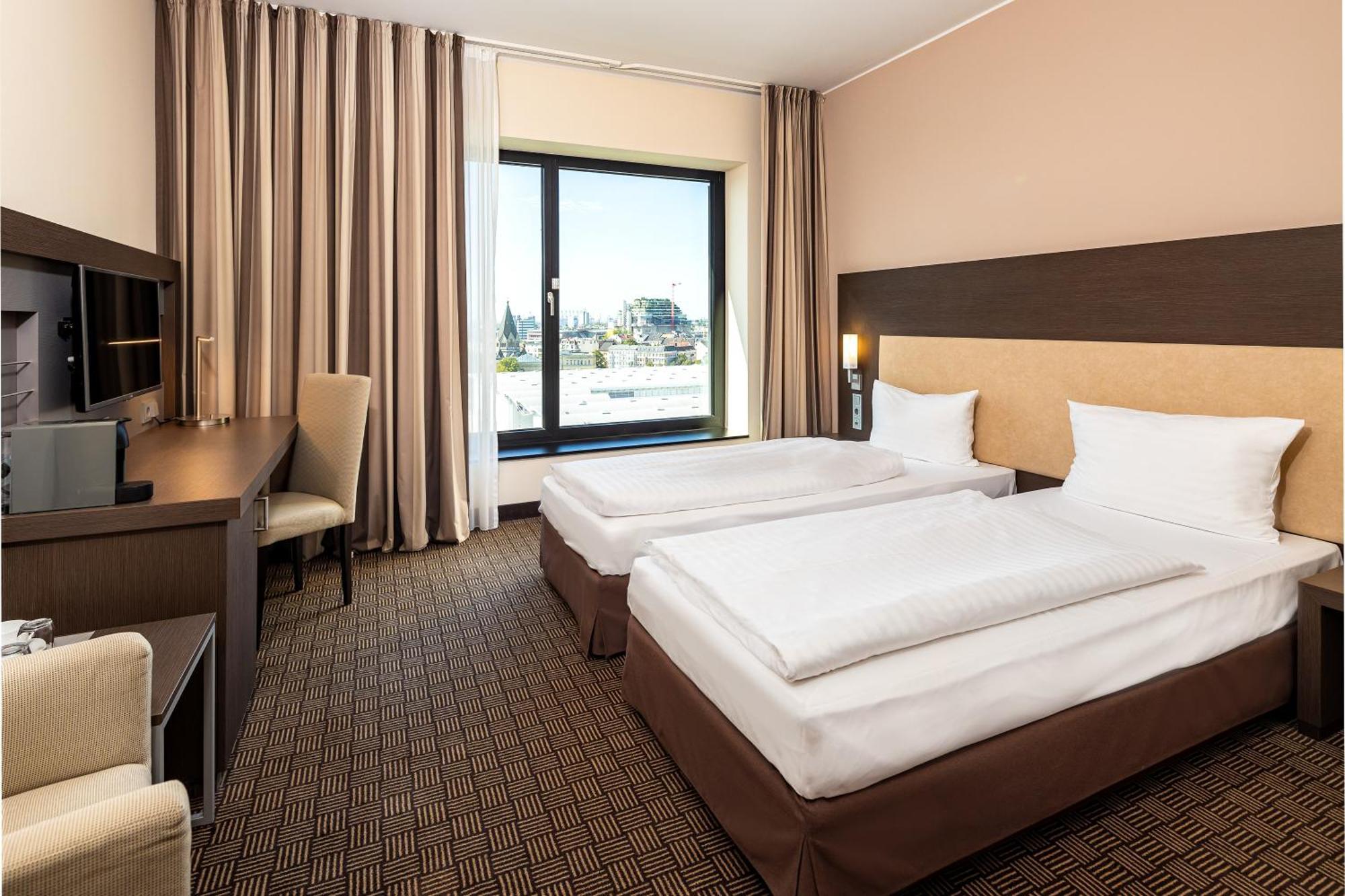 Intercityhotel Hamburg Dammtor-Messe Luaran gambar