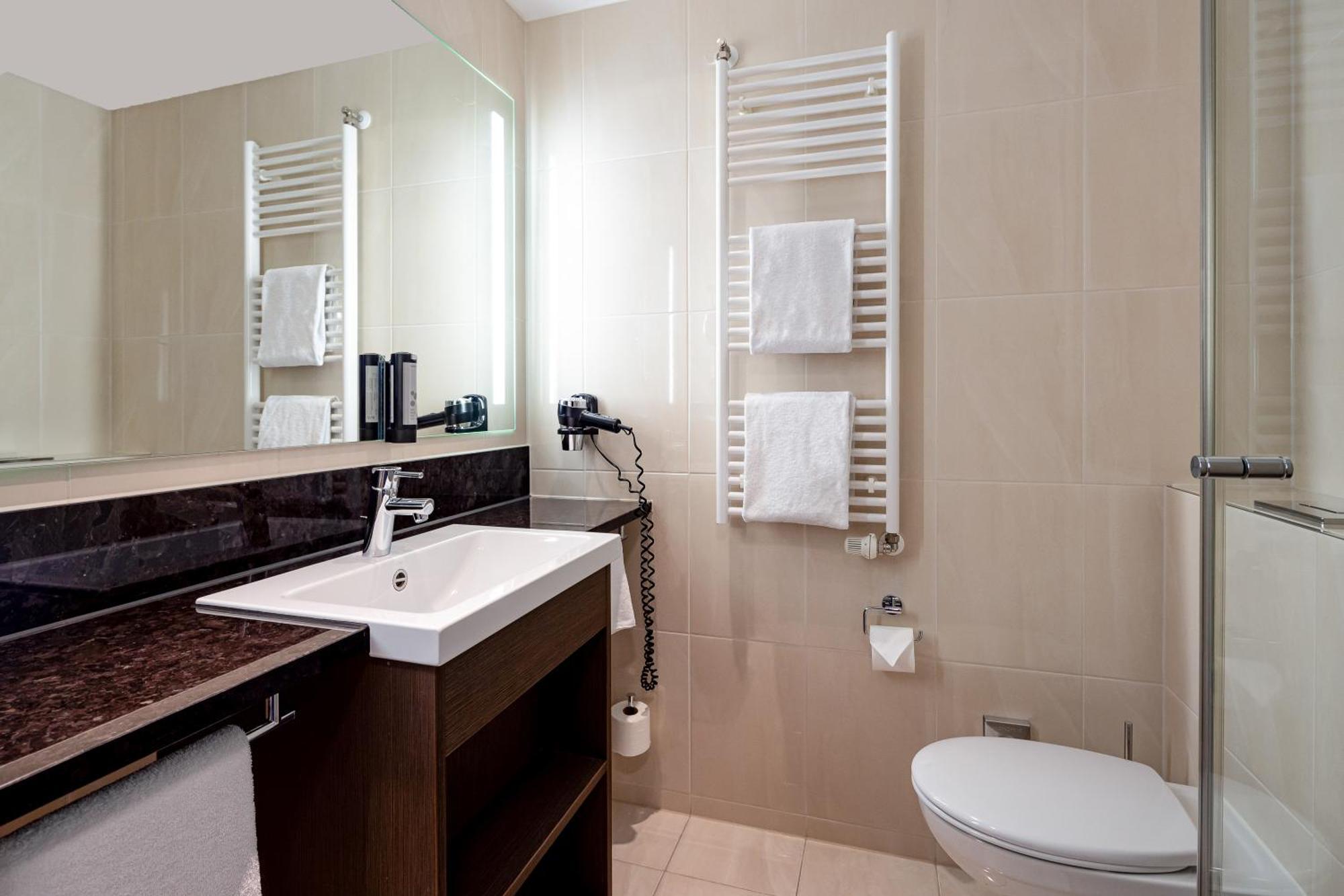 Intercityhotel Hamburg Dammtor-Messe Luaran gambar