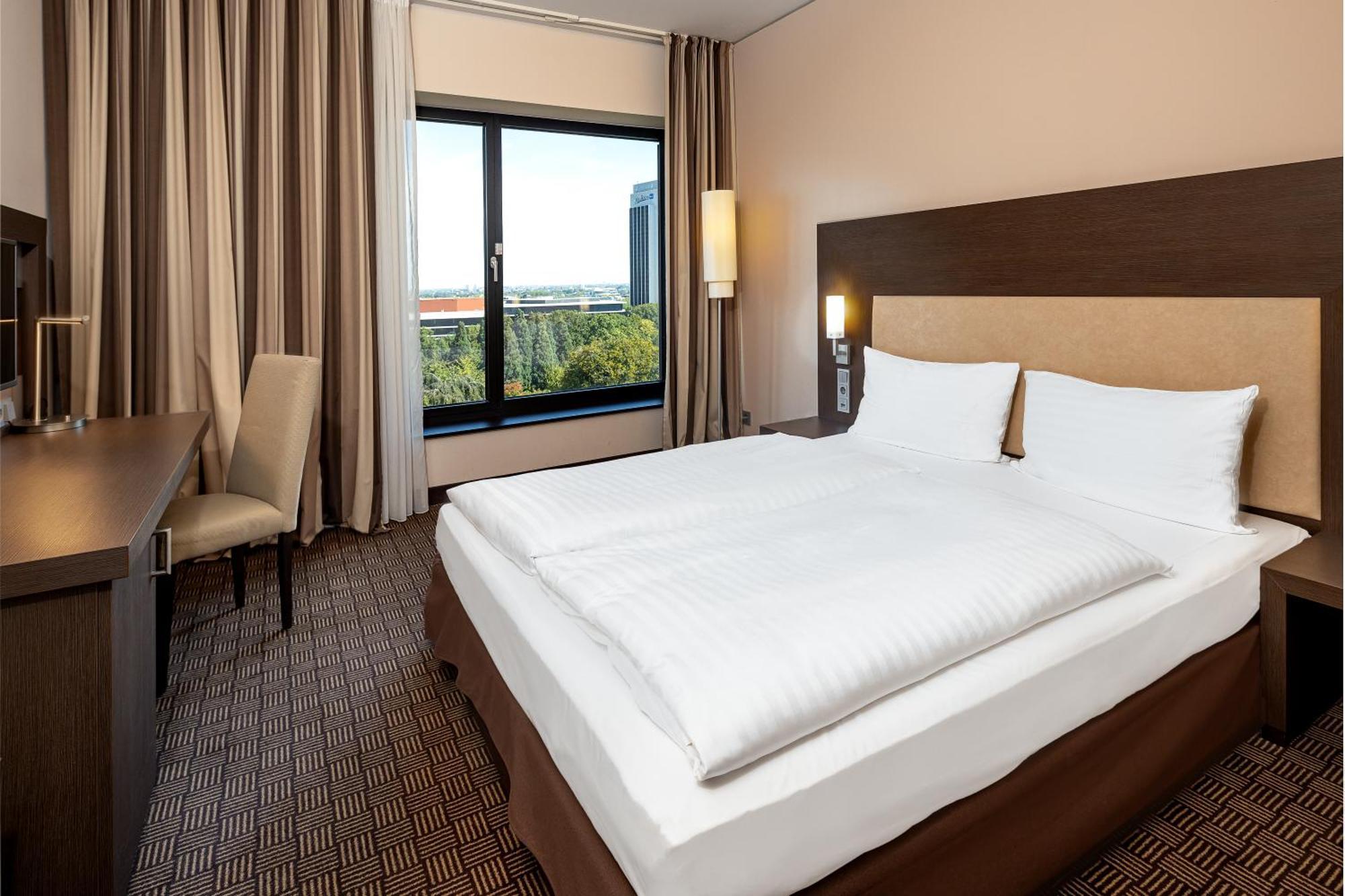 Intercityhotel Hamburg Dammtor-Messe Luaran gambar